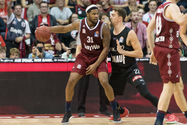 了媒体与球 了媒体与球